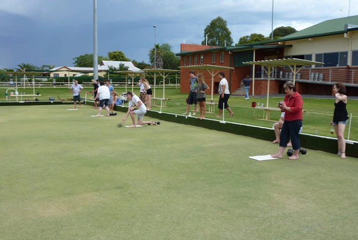 Men and Women bowling